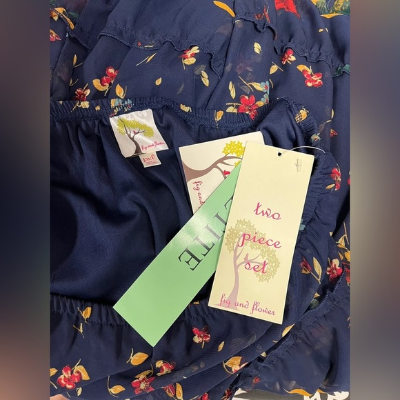 Fig & Flower Two Piece Set - New - Size XL Petite - Picture 3 of 3